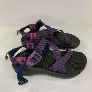 Chaco Youth Sandals Size 2 Navy Purple Non-Marking Soles Girls